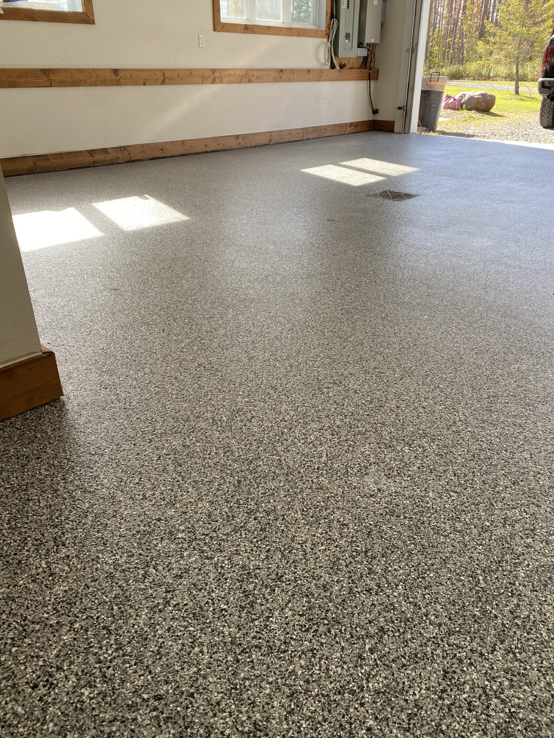 After photo: Finished flake floor system, garage bay 2